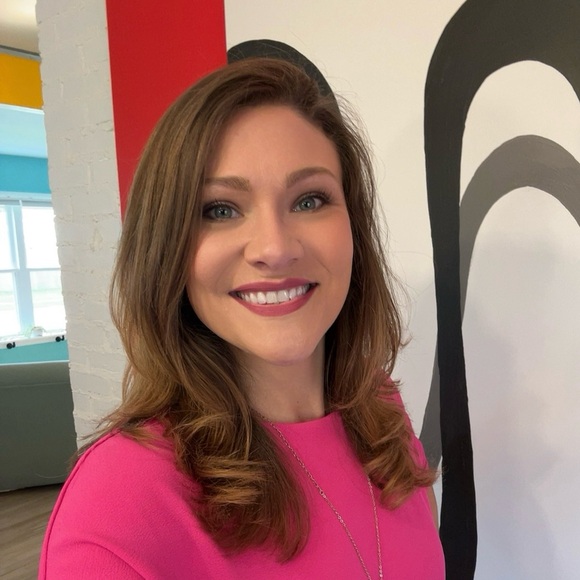 Meet your Posher, Renee - Picture 1 of 1